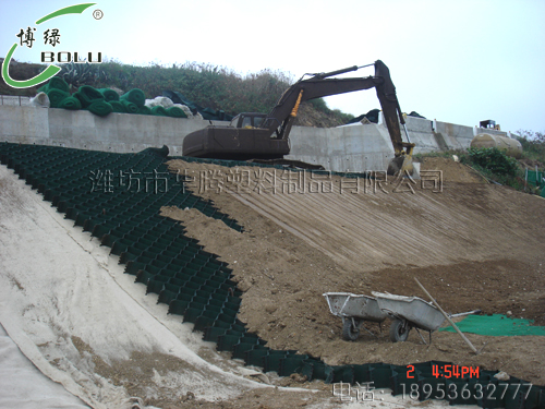 土工格室柔性搭板在攀田高速路橋過渡段的應用